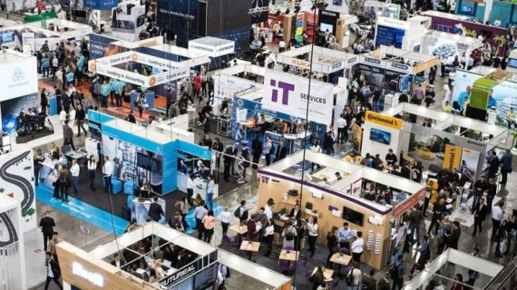 Apakah Job Fair Hanya Ajang Eksploitasi Bisnis